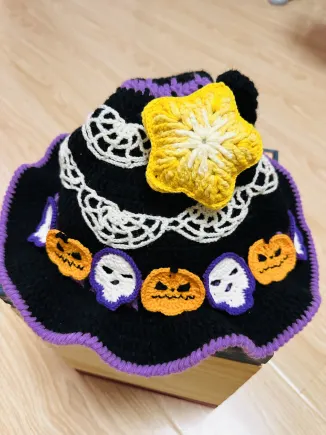 Community-made Halloween Hat